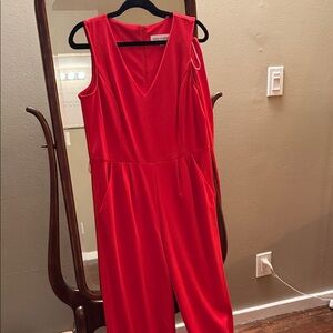 Elegant Red Sleeveless Dress